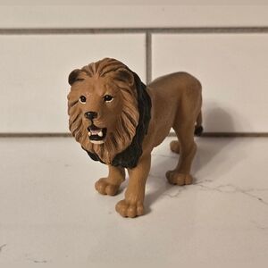 Safari Ltd Male Lion Adult Animal Wildlife Figure 2010 Brown